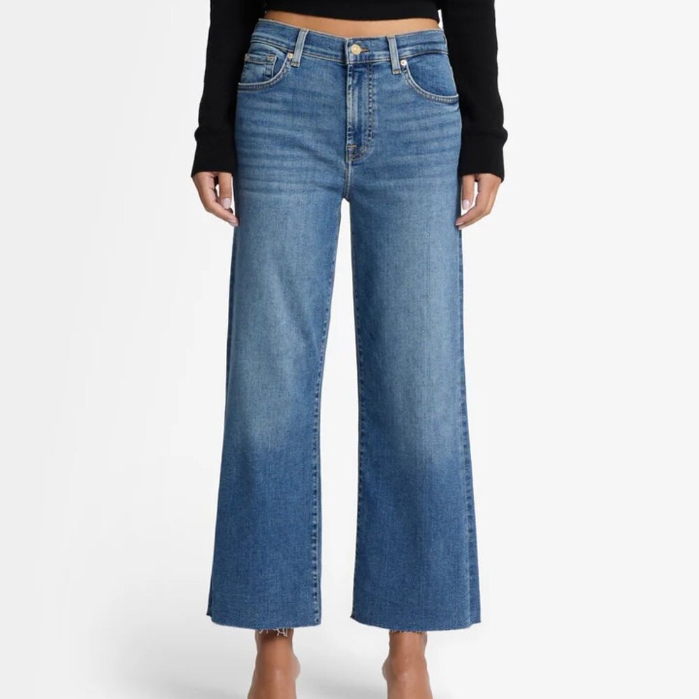 7 For All Mankind Cropped Alexa Raw Hem Jeans - Size 27